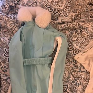 Pretty Little thing ski suit. Says size us 4, but fits more like a 2 or xs.